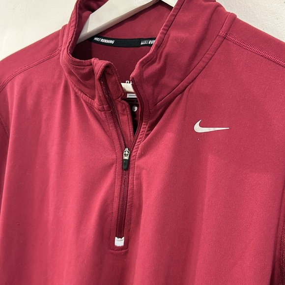 Dri-fit 1/4 zip running shell - Picture 4 of 4